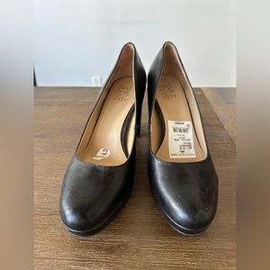 Naturalizer Black Heels - Size 9